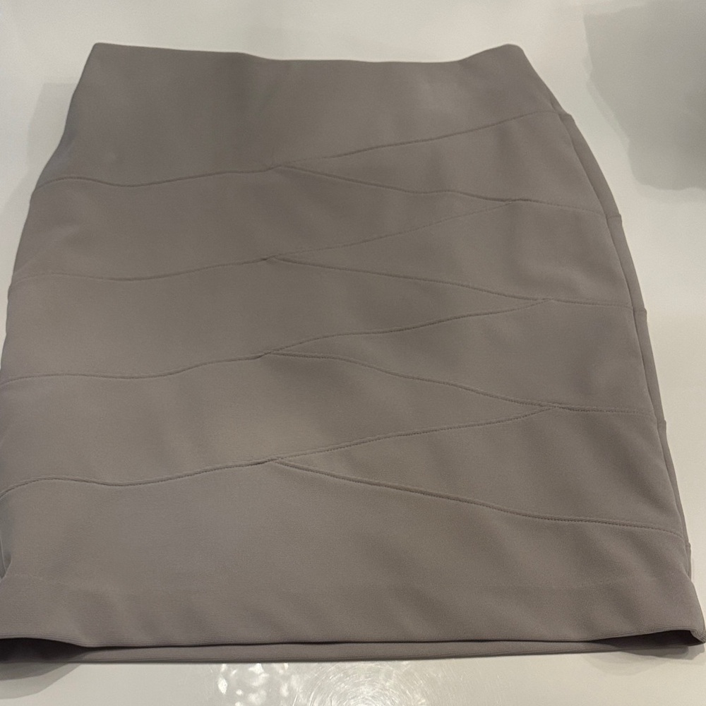 Elegant beige Women's Skirt